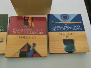 Curso práctico de manualidades de club del libro