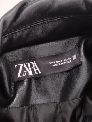 Chaqueta Zara efecto piel cropped