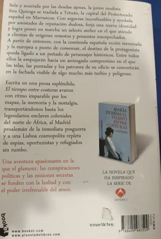 El tiempo entre costuras