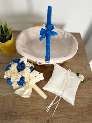 Cesta y ramo de boda beige y azul, arras, cojin