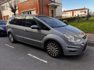 Ford S-MAX 2012