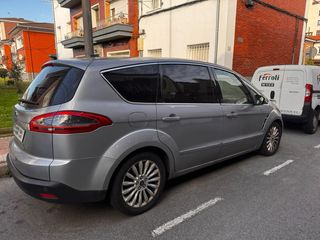 Ford S-MAX 2012