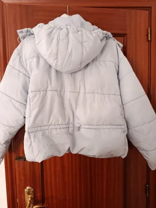 Chaqueta acolchada azul claro