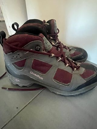 Botas de montaña Quechua Talla 40