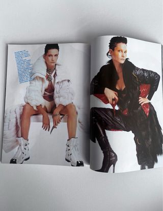 Vogue Italia ,  novembre 2002