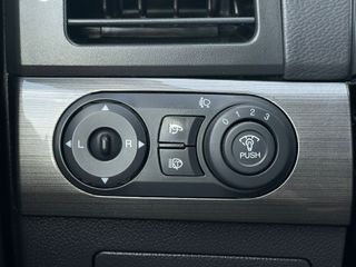 (7 plz / Aut.) Chevrolet Captiva 2008