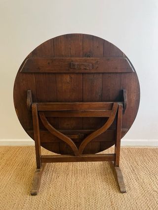 Antigua mesa francesa de vendimia abatible