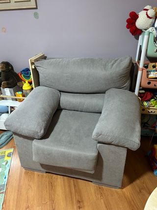 Sofá gris