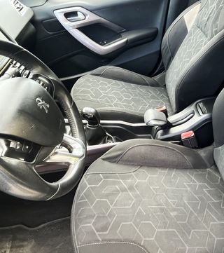 Peugeot 2008 Active 1.6 BlueHDi 100 S&S