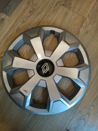 Tapacubos Renault Trafic R16