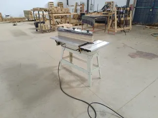 Lijadora de banda profesional