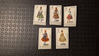 Sellos "Trajes Típicos españoles"