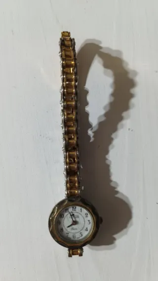 Reloj Lotus Mujer Dorado antiguo. Mas de 40 años