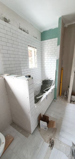 Renueva tu baño con calidad y sin complicaciones