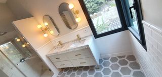 Renueva tu baño con calidad y sin complicaciones