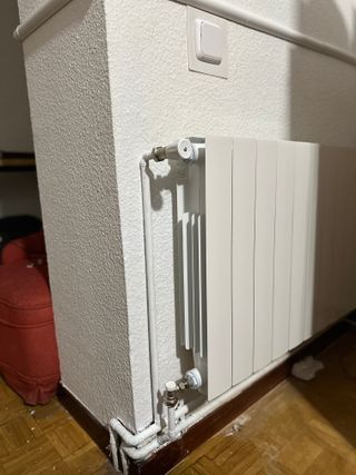 Fontanero tecnico en calefacción y mantenimiento