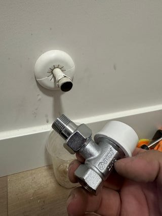 Fontanero tecnico en calefacción y mantenimiento