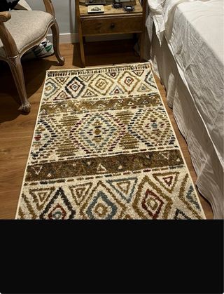 Alfombra estilo étnico beige y marrón