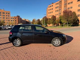 VOLKSWAGEN GOLF 1.6 TDI SPORT 5 PUERTAS