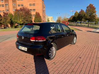VOLKSWAGEN GOLF 1.6 TDI SPORT 5 PUERTAS