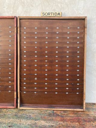 Paneles Fichaje Taller Madera Antiguo