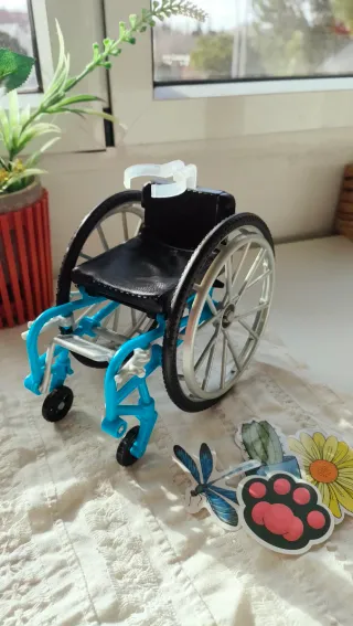 Silla de ruedas de juguete Barbie