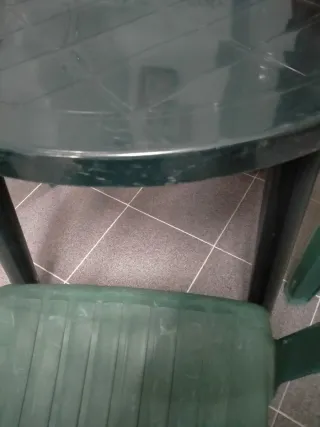 Conjunto mesa y 4 sillas jardín