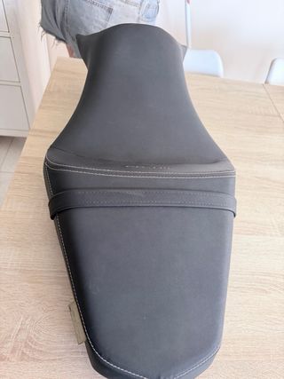 Asiento confort oficial Yamaha MT-09 v2