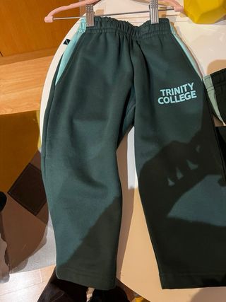 Uniforme Trinity College Infantil