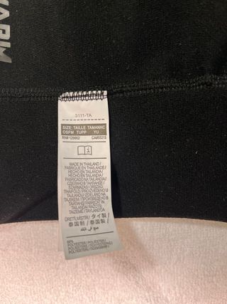 Nike Pro Therma-FIT Hood Negro