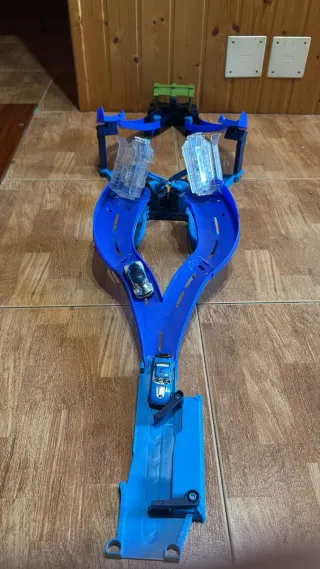Pista de coches Disney Pixar Cars 2