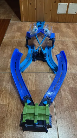 Pista de coches Disney Pixar Cars 2