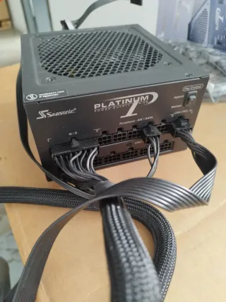 Fuente Alimentación Seasonic 660W Platinum