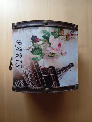 Baúl vintage París