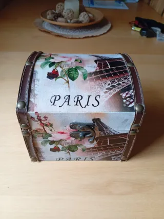 Baúl vintage París