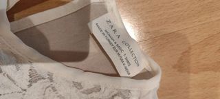 Top Zara encaje floral blanco