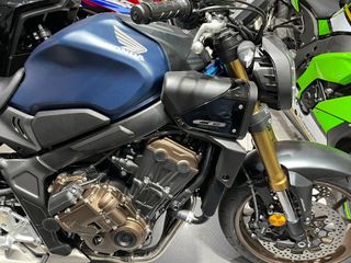 Honda CB650R E-Clutch Azul/Dorado