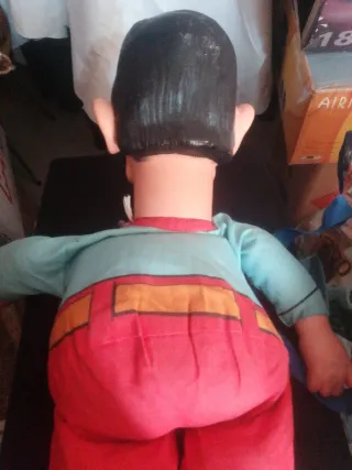 Muñeco de peluche personaje Alfonso Guerra