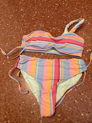 Bikini Secret Talla L Rayas Multicolor