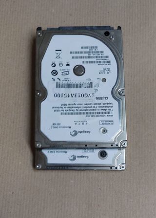 Set 2 hard disk 2,5" Sata 160 e 320 GB