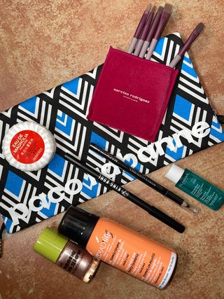 Lote cosméticos belleza con neceser regalo