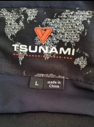 Chaqueta de esquí Tsunami, abriga muchísimo.