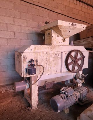 Aplastador de cereales 15cv