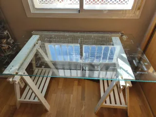 Mesa escritorio 1.5 cm x 89 cm Cristal y madera.