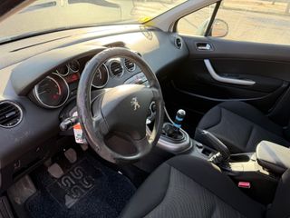 Peugeot 308 1.6 HDI 92 CV 5 PUERTAS
