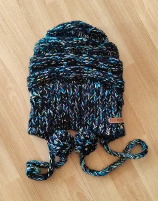 Gorro Billabong multicolor con pompón