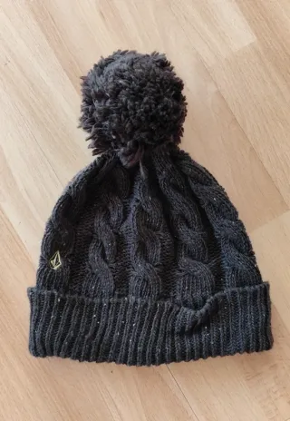 Gorro Volcom trenzado con pompón