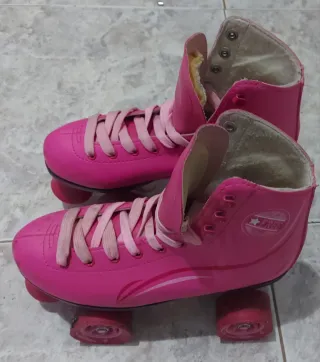 Patines rosas para niña