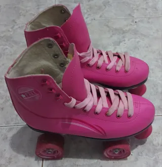 Patines rosas para niña