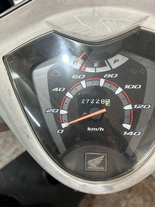 Honda Vision 110 Plata